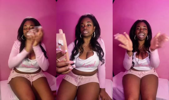 AudreyElizabeth Bigo Live — Oct 30, 2026, 1:35 AM