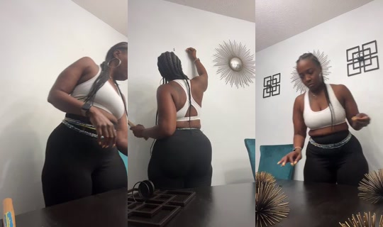 MelaNichole Bigo Live — Oct 17, 2026, 11:23 PM