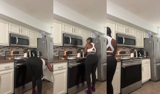 MelaNichole Bigo Live — Oct 18, 2026, 3:35 PM